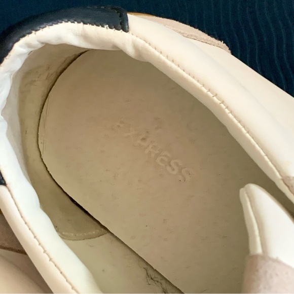 💥4/$15 Express Leather Fashion Sneakers - Picture 3 of 6